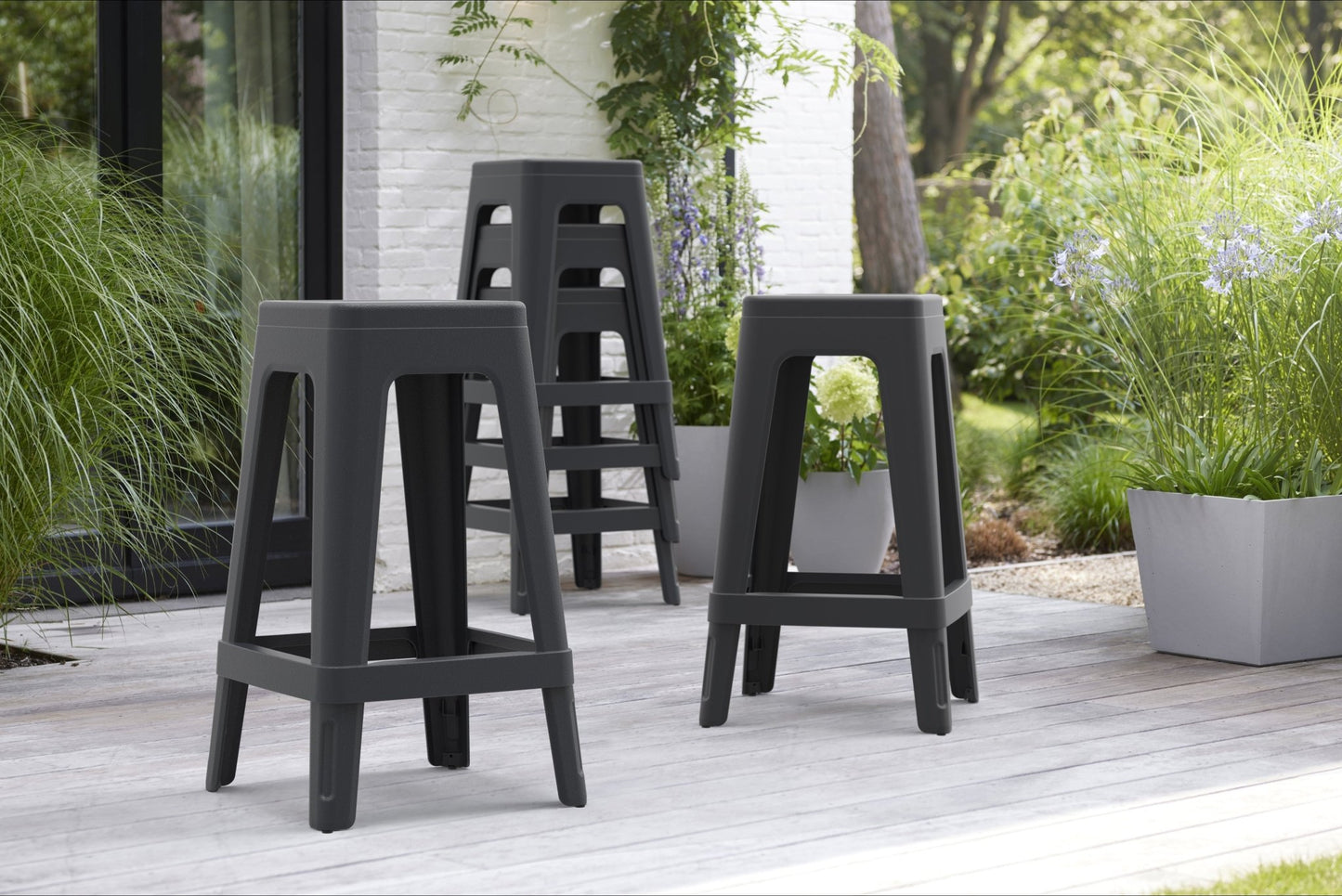 Keter Misha Indoor/Outdoor Bar Stool - mazeproducts