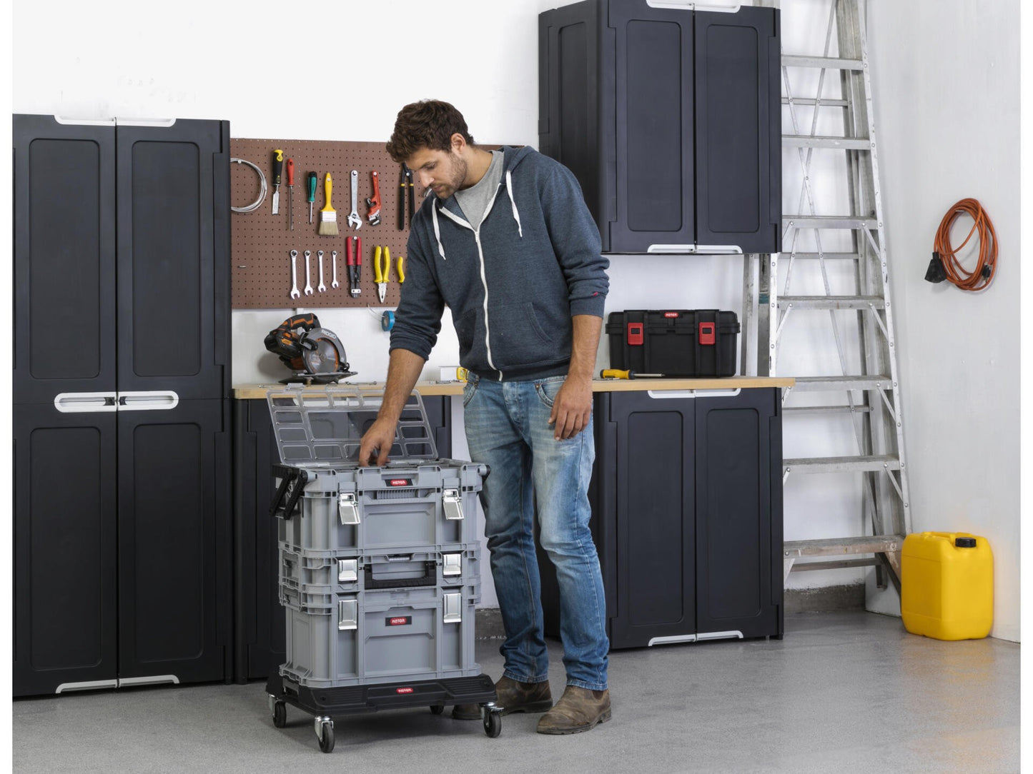 Keter Connect Cantilever Toolbox - Grey - mazeproducts