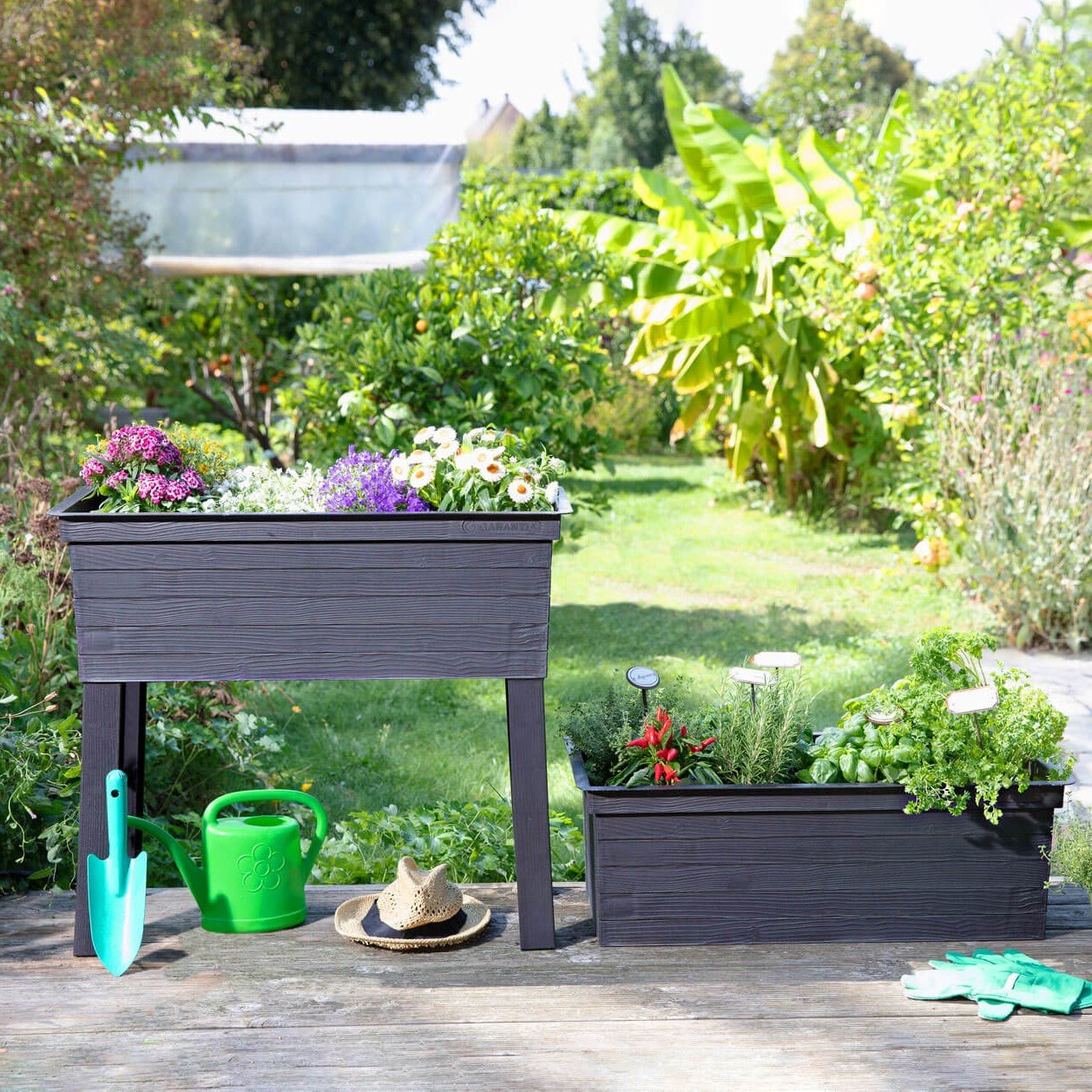 URBAN Raised Planter - mazeproducts