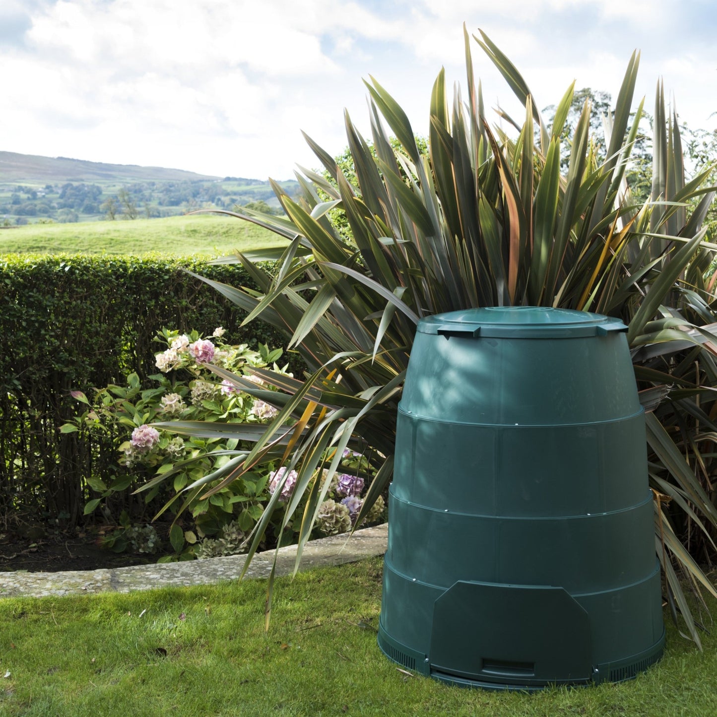 330L Green Johanna Compost Bin - mazeproducts