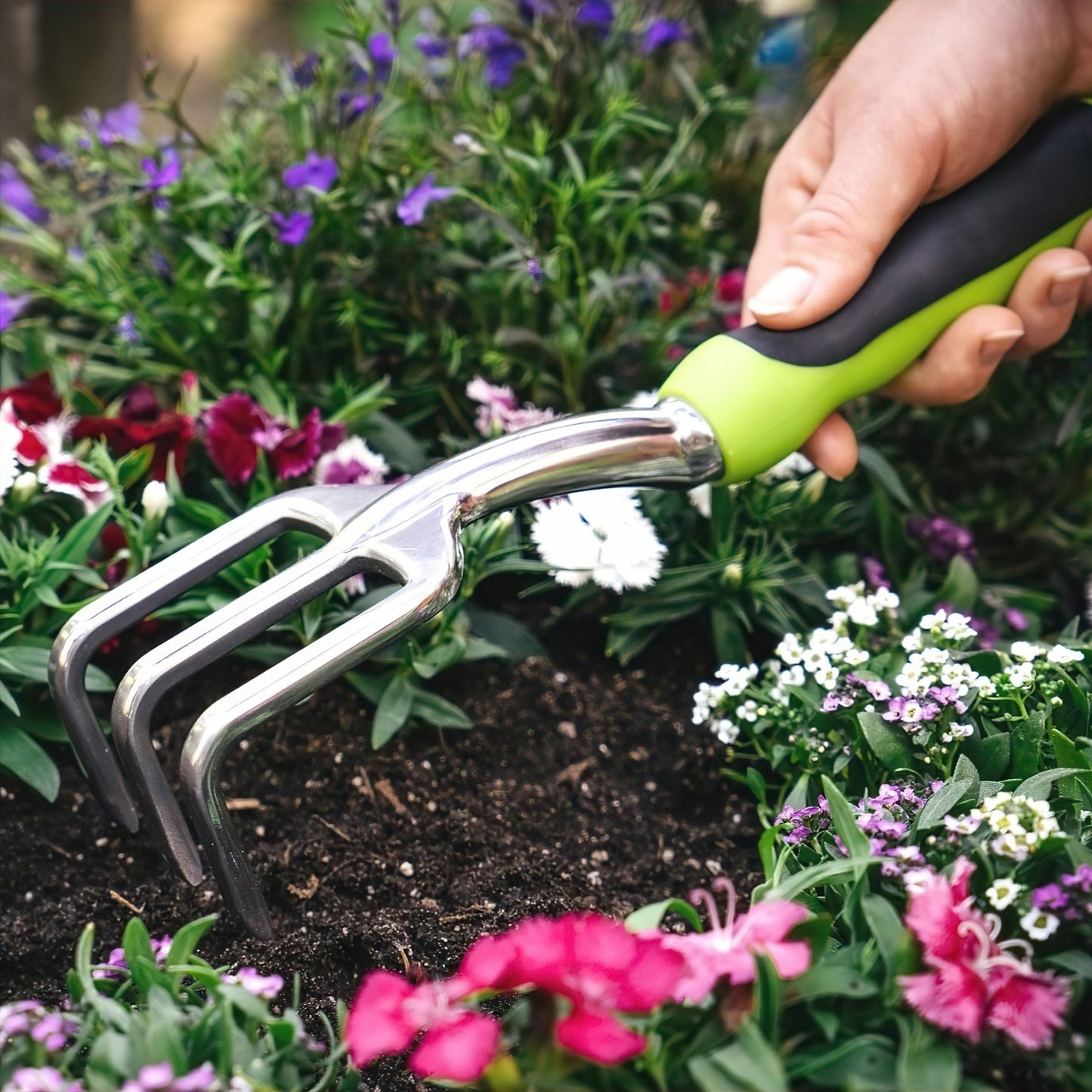 Hand Cultivator Rake - mazeproducts