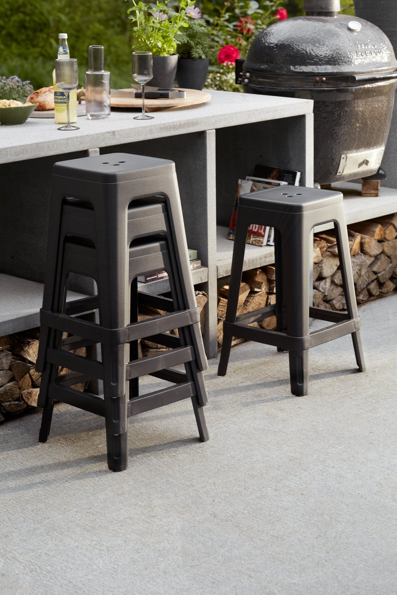 Keter Lucca Indoor/Outdoor Bar Stool - mazeproducts