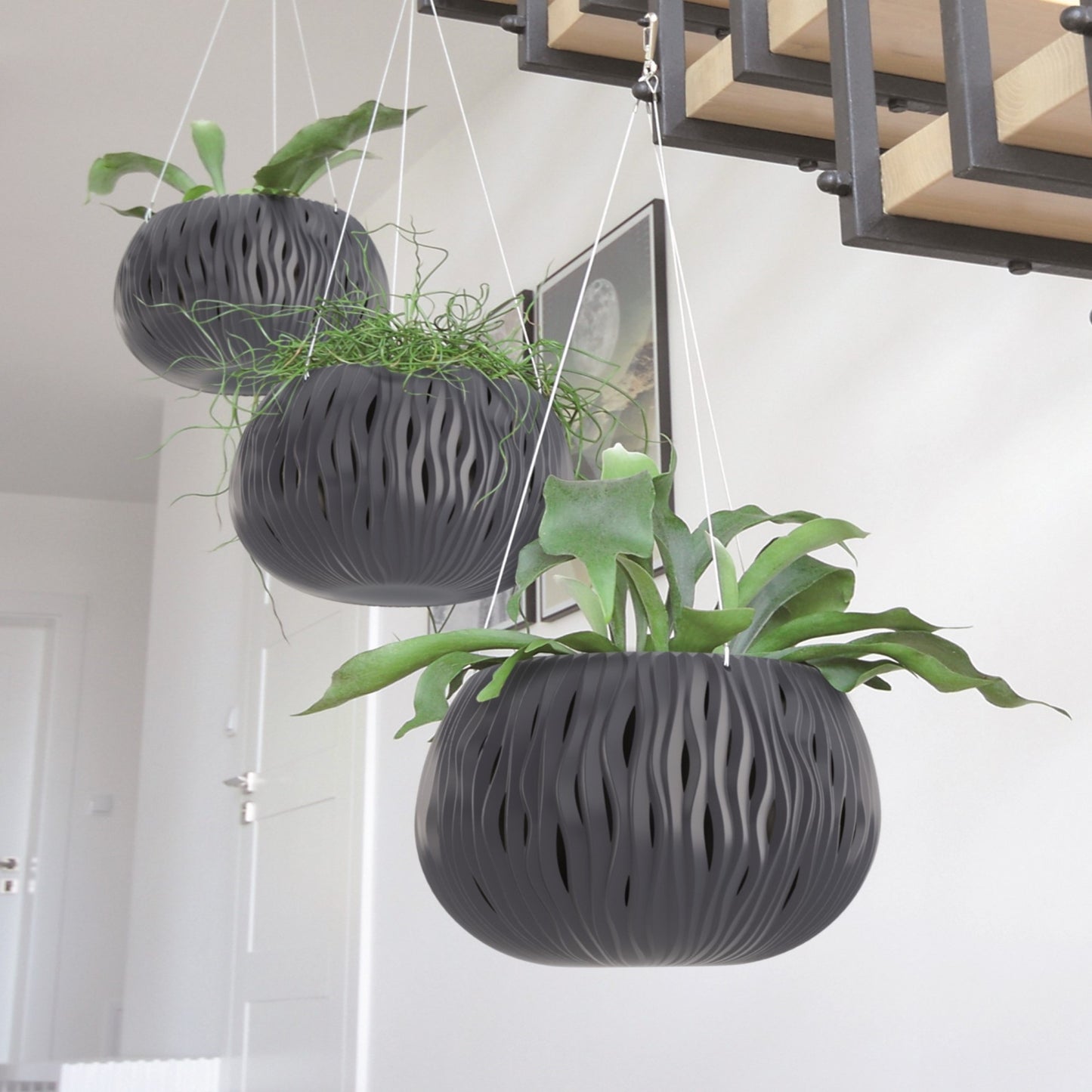 Sandy Hanging Planter 370 - mazeproducts