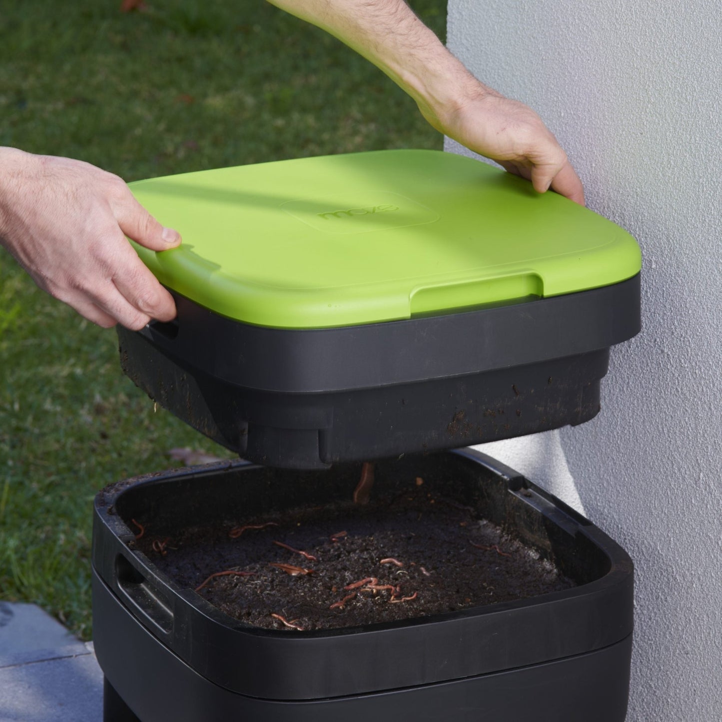 MAZE Worm Farm with Legs - mazeproducts