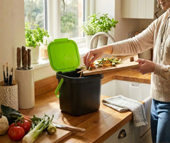 Kitchen Compost Caddy: Setup, Liners & Daily Routine