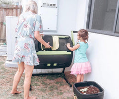 Making Composting Easy: How to Integrate a Maze Caddy Into Your Routine