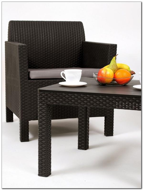 Keter Orlando Table