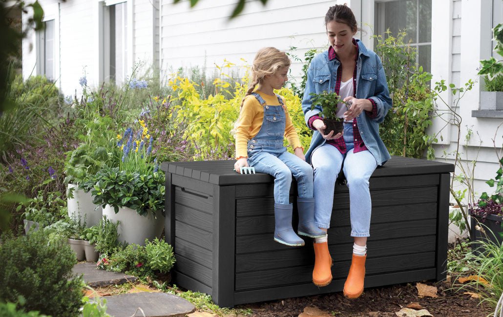 Keter Northwood 630L Outdoor Storage Box - Graphite