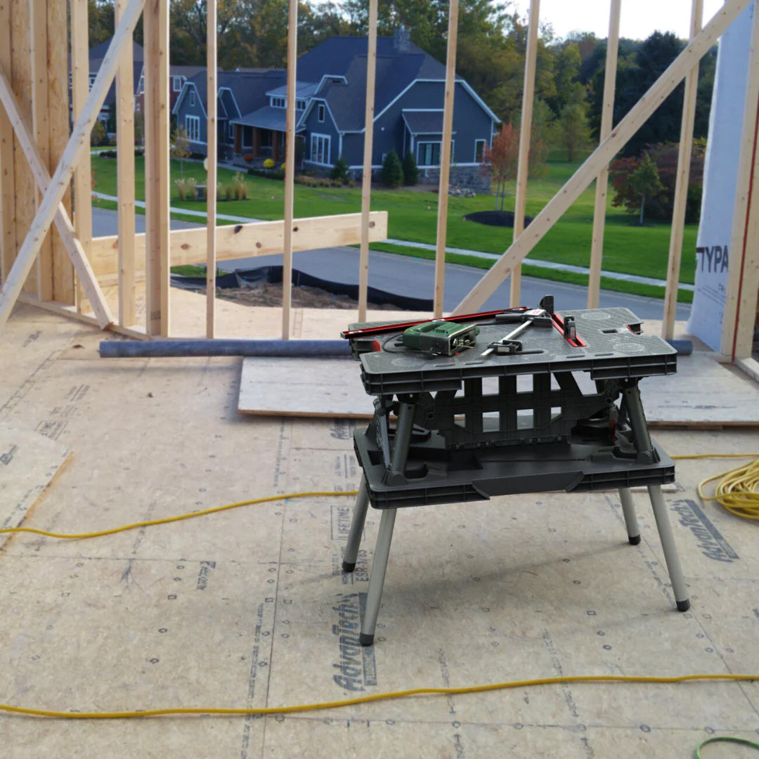 Keter Folding Work Table with Clamps