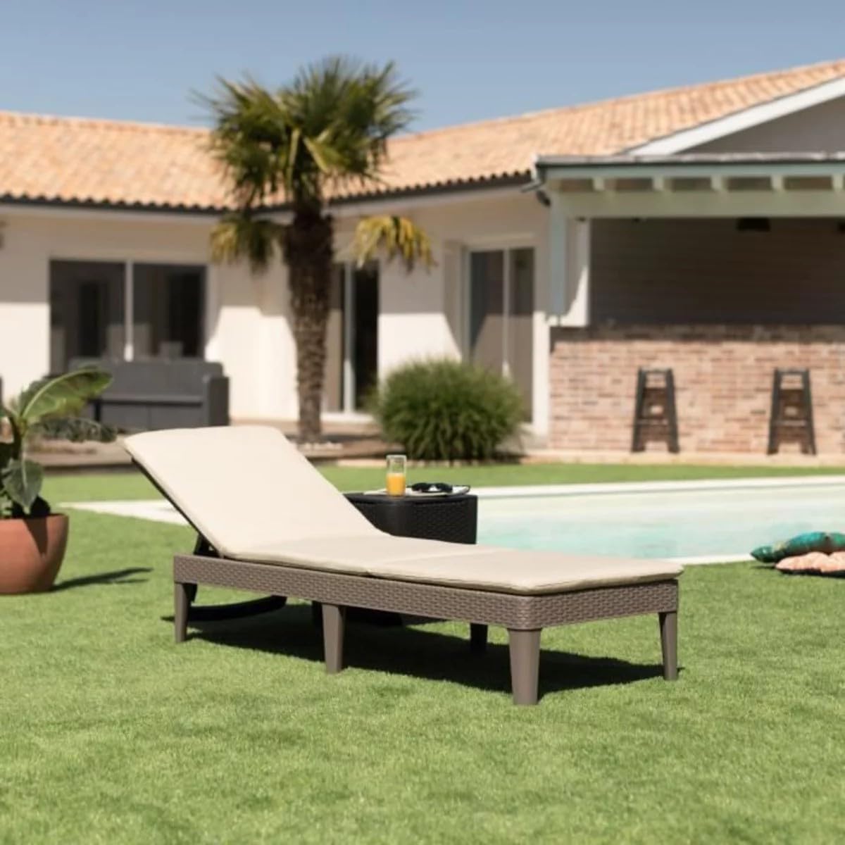 PRE ORDER: SEP. - Keter Jaipur Outdoor Sun Lounger with Cushion - Cappuccino - 2 Pack