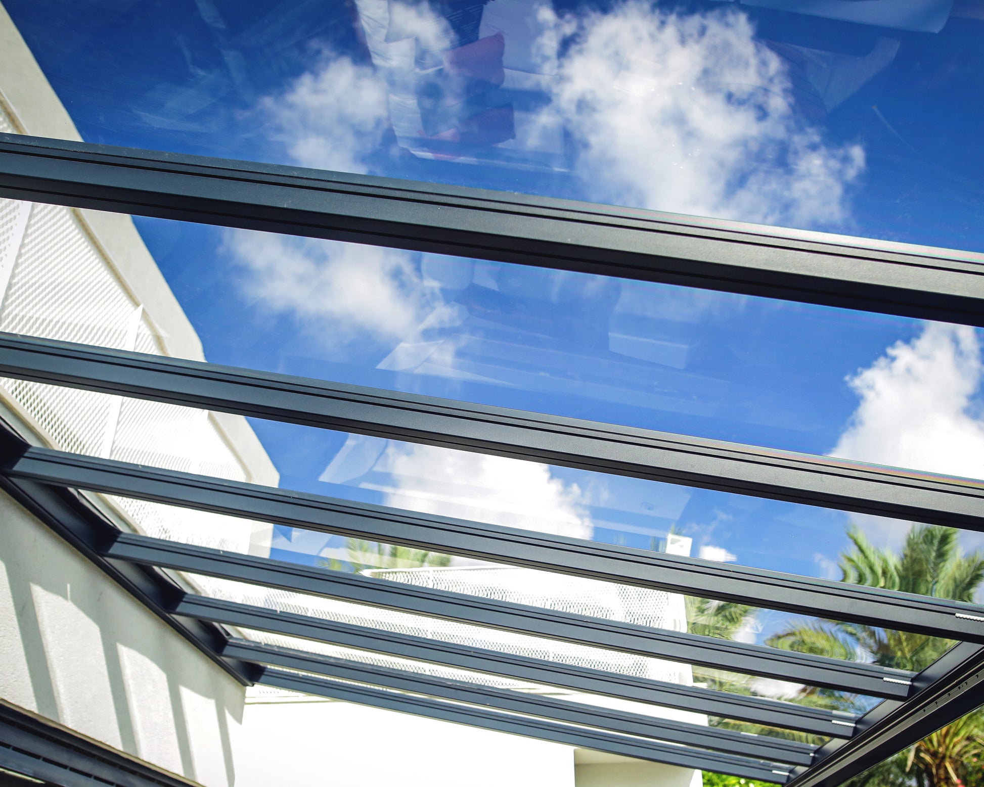 Stockholm Patio Cover 3.7m x 3.4m - Grey Frame With Clear Roof