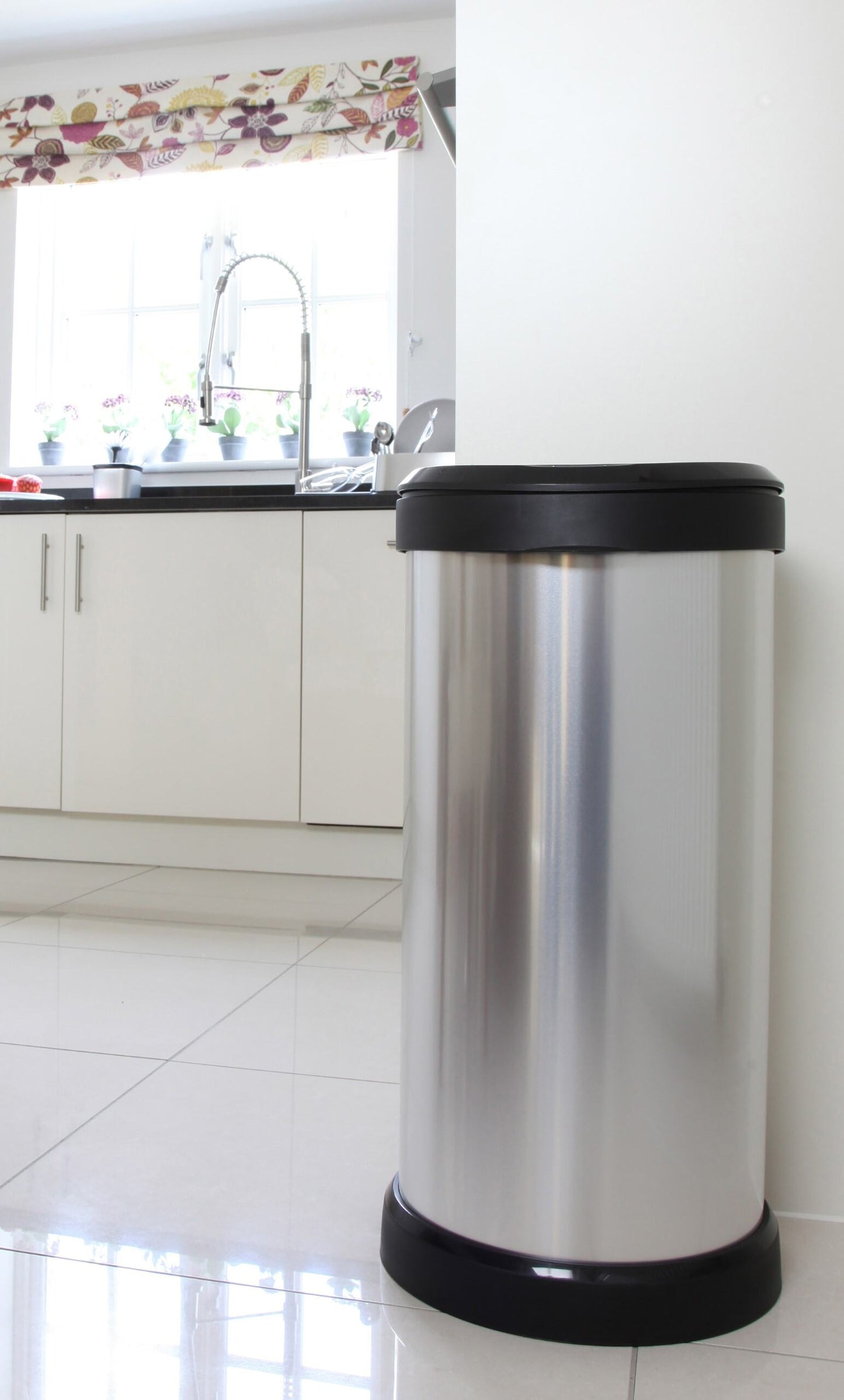 PRE ORDER: OCT. - Curver Deco Touch Bin - 40L- Steel Look