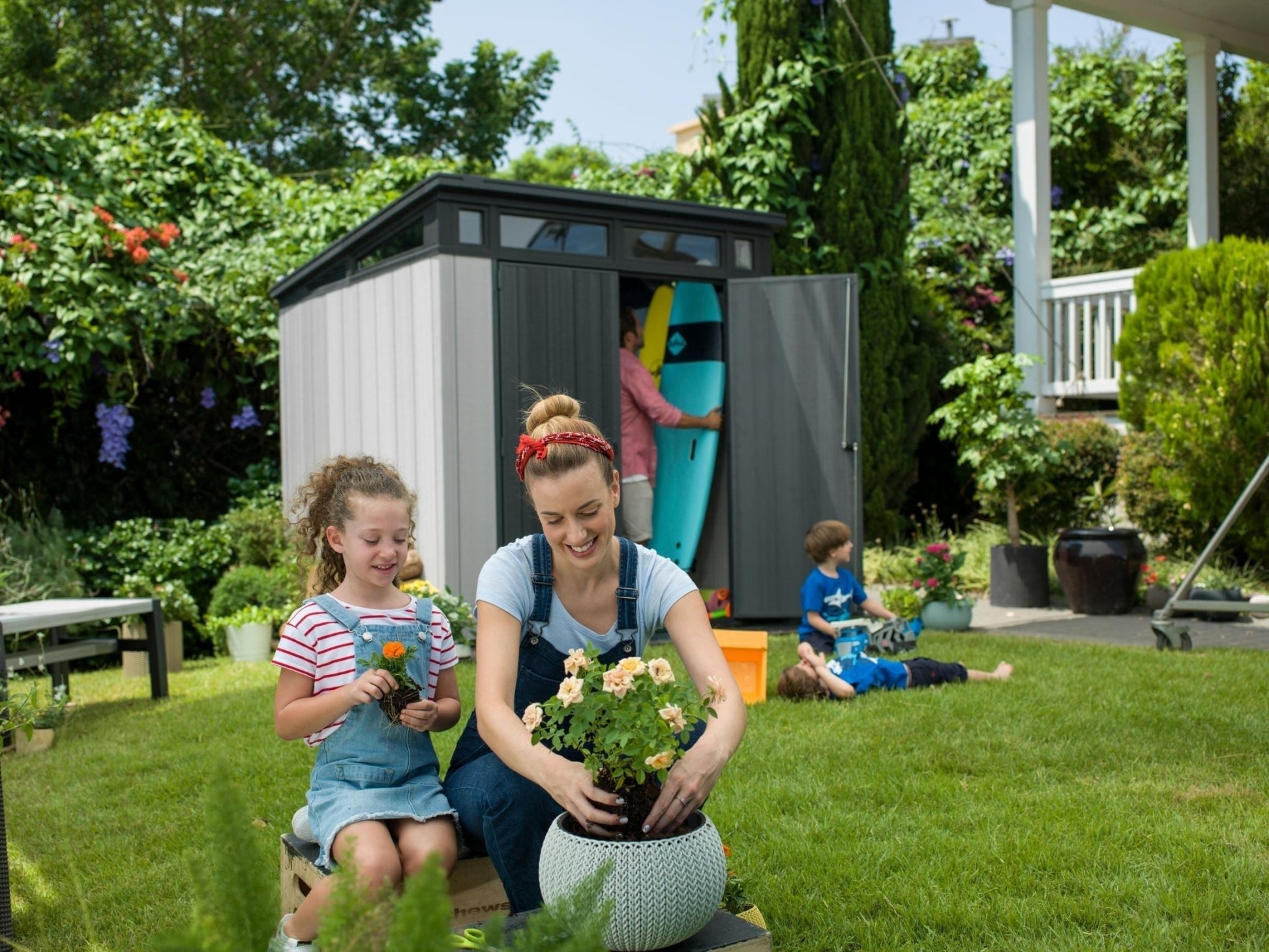 Keter Artisan 7 x 7 Garden Shed (2.1 x 2.2m) - mazeproducts