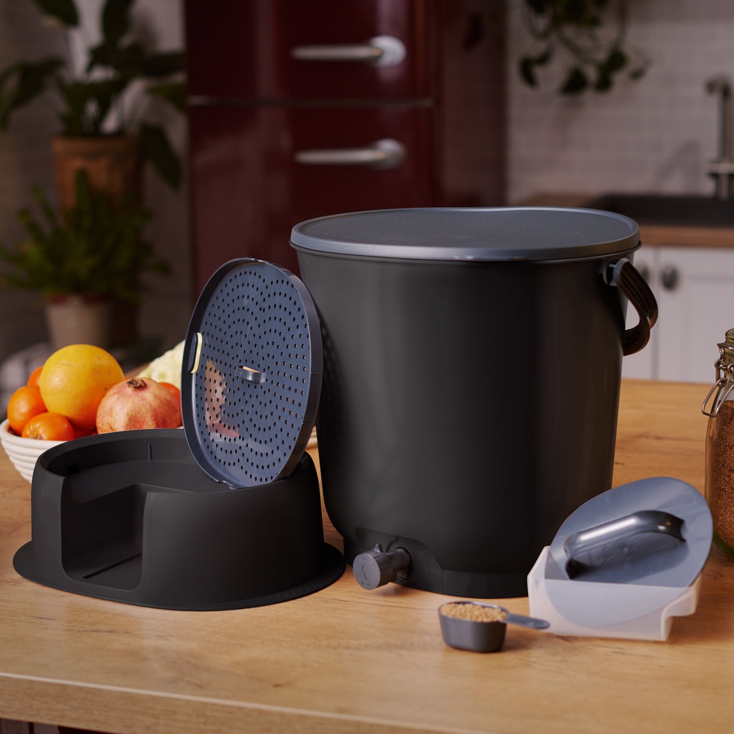 Skaza 15.3L Bokashi Organko Essential with Base - Black