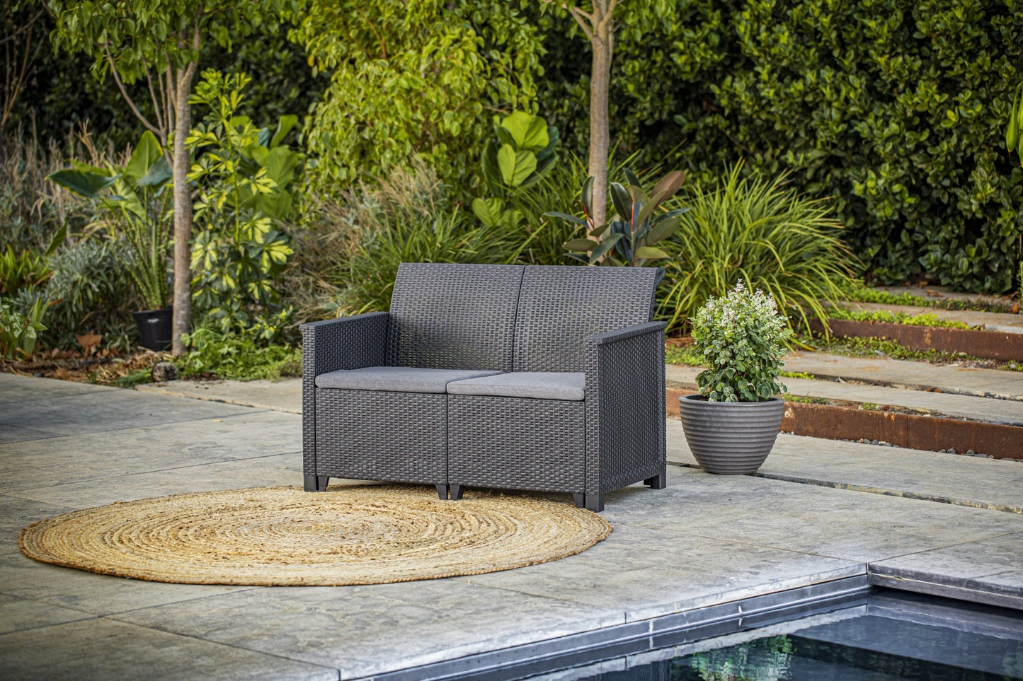 Emma 2 seater Sofa - mazeproducts