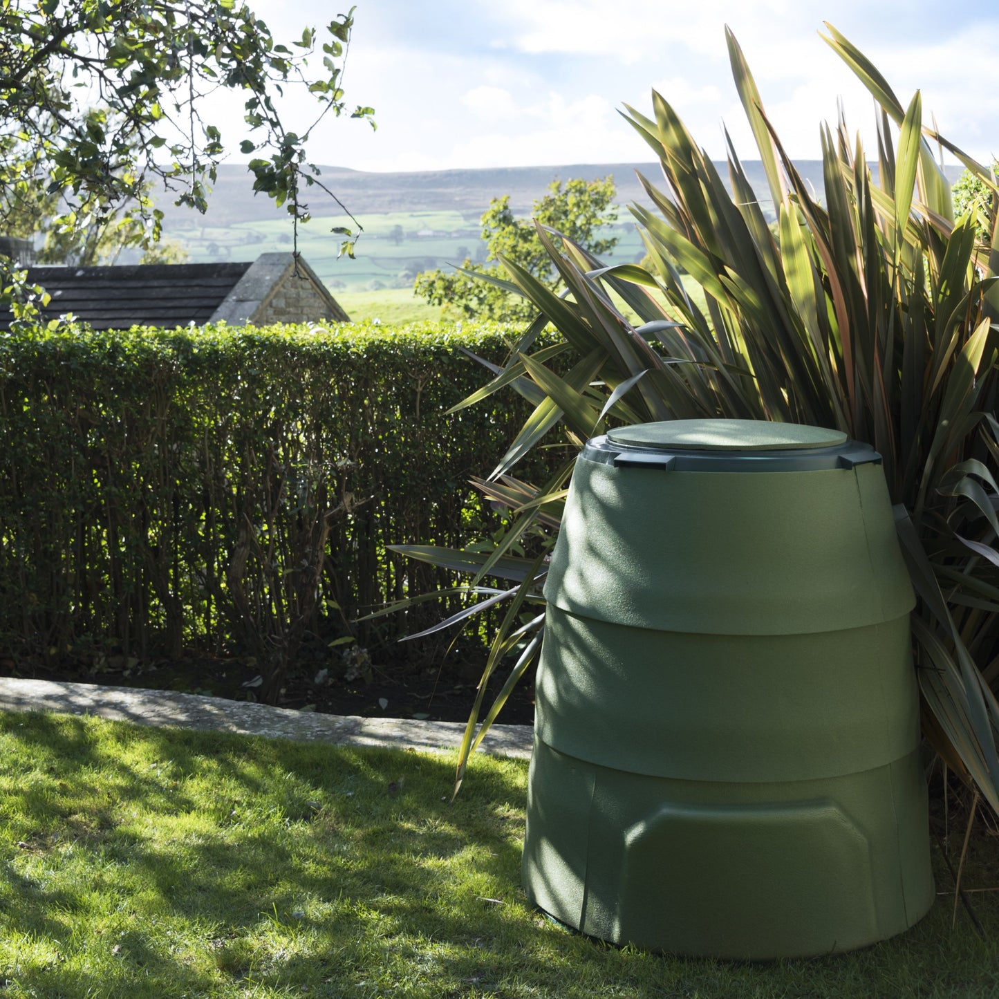 330L Green Johanna Compost Bin WITH Insulating Jacket