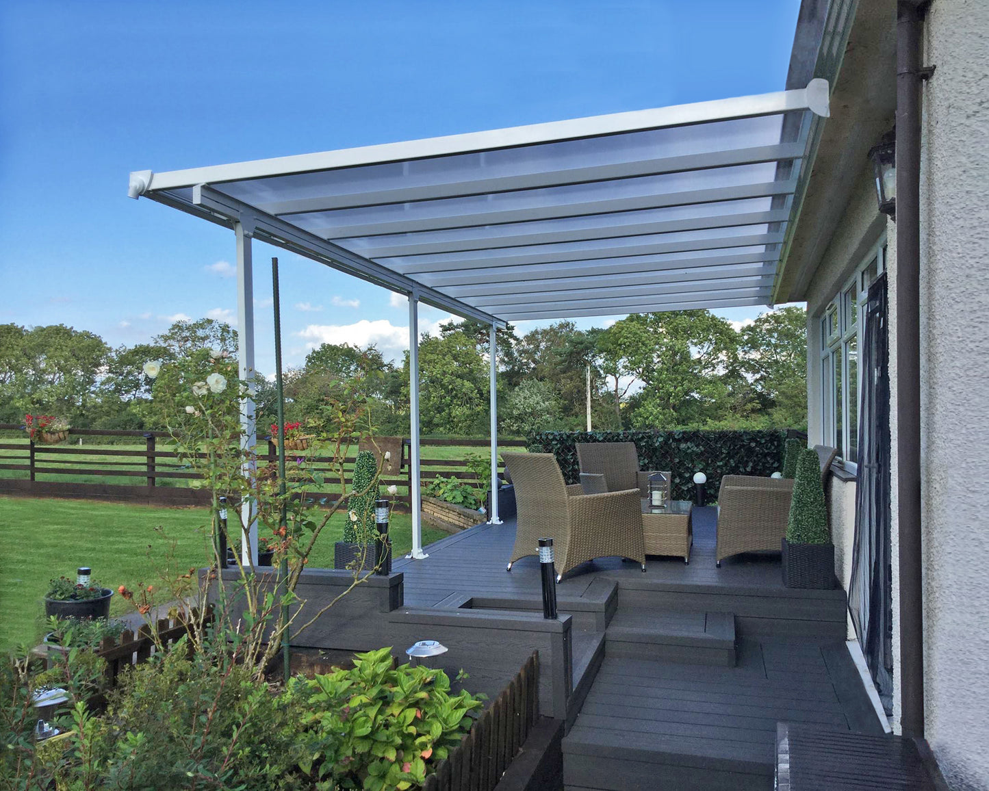 Feria Patio Cover 5.5m x 3m - White Frame With White Roof