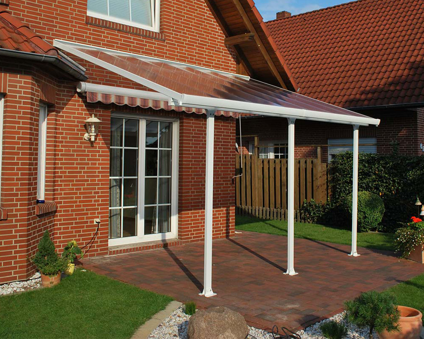Feria 3m x 4.25m Patio Cover - White Aluminium Frame With White Polycarbonate