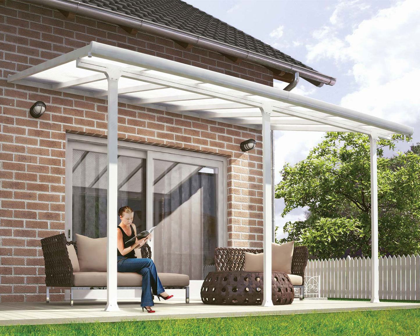 Feria 3m x 4.25m Patio Cover - White Aluminium Frame With Clear Polycarbonate
