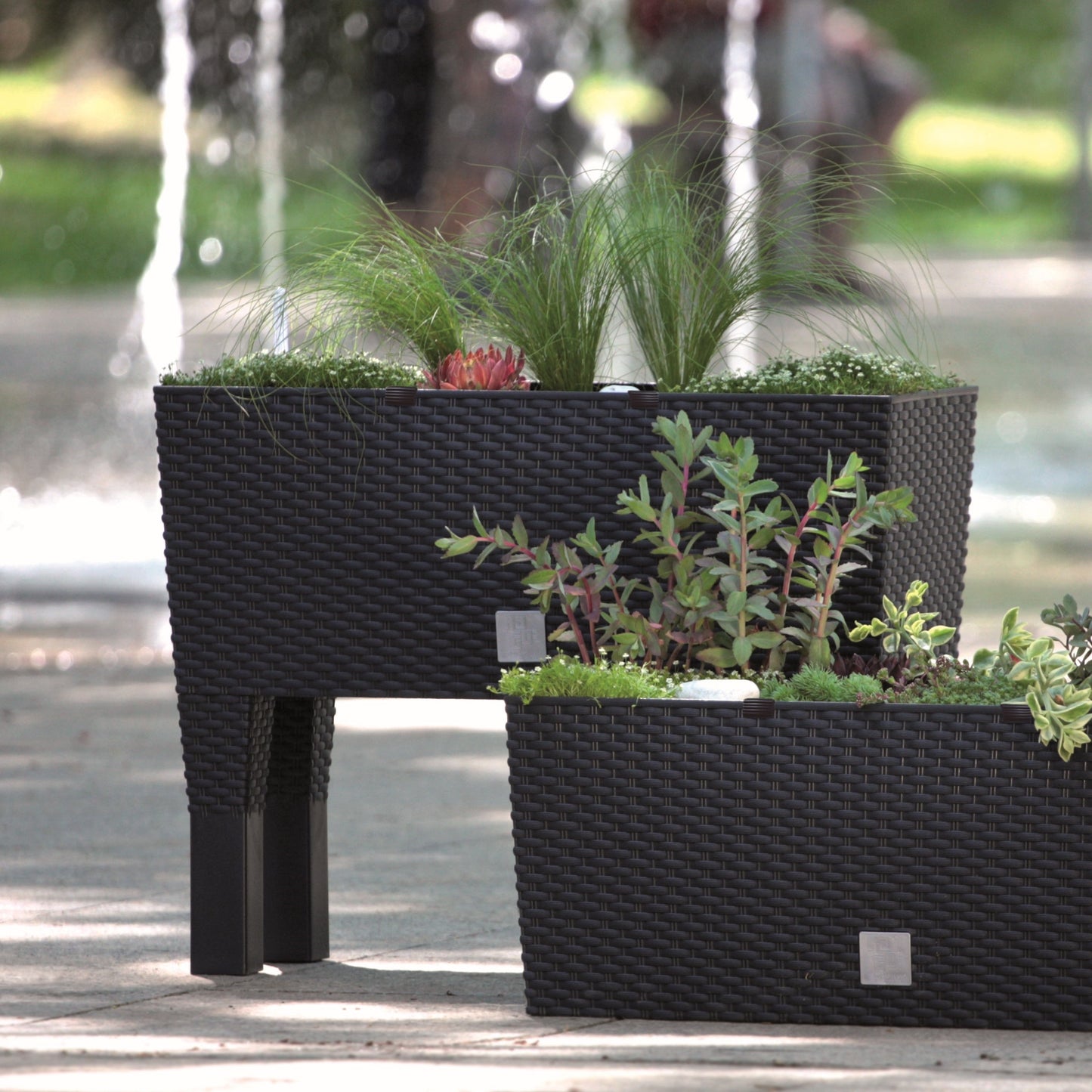 Rato Raised Planter 600