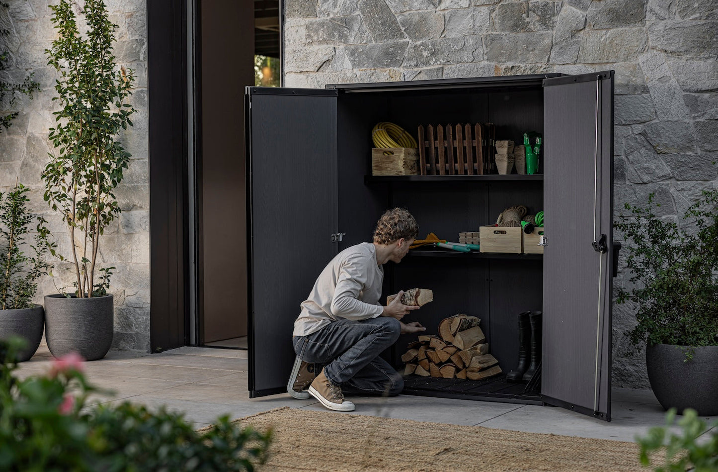 PRE ORDER: SEP.- Keter Signature Vertical Shed - Stormgrey Look